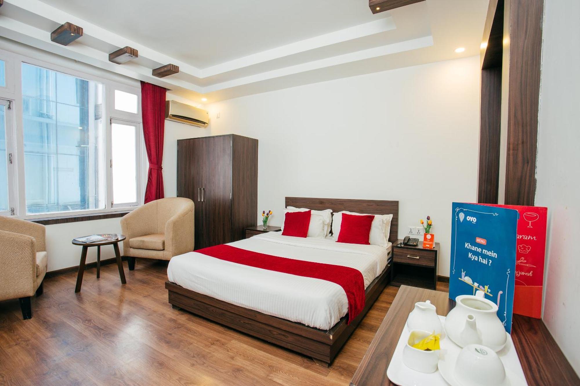 Oyo 11474 Gangaur Regency Boutique Hotel Kathmandu Buitenkant foto