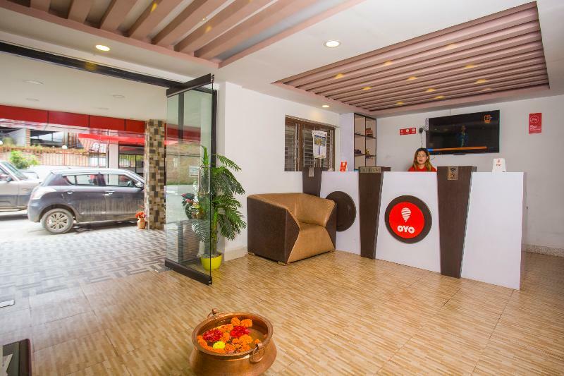 Oyo 11474 Gangaur Regency Boutique Hotel Kathmandu Buitenkant foto