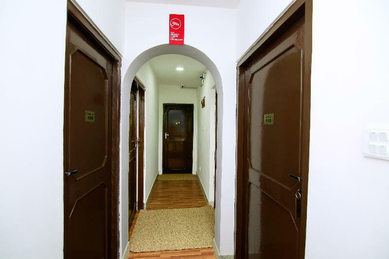 Oyo 11474 Gangaur Regency Boutique Hotel Kathmandu Buitenkant foto